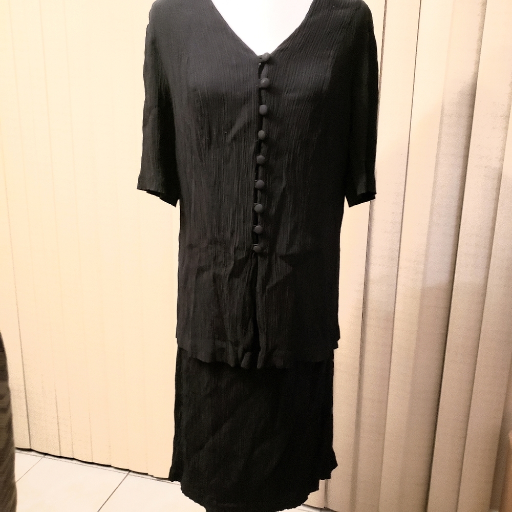 Women's 2pc black skirt set